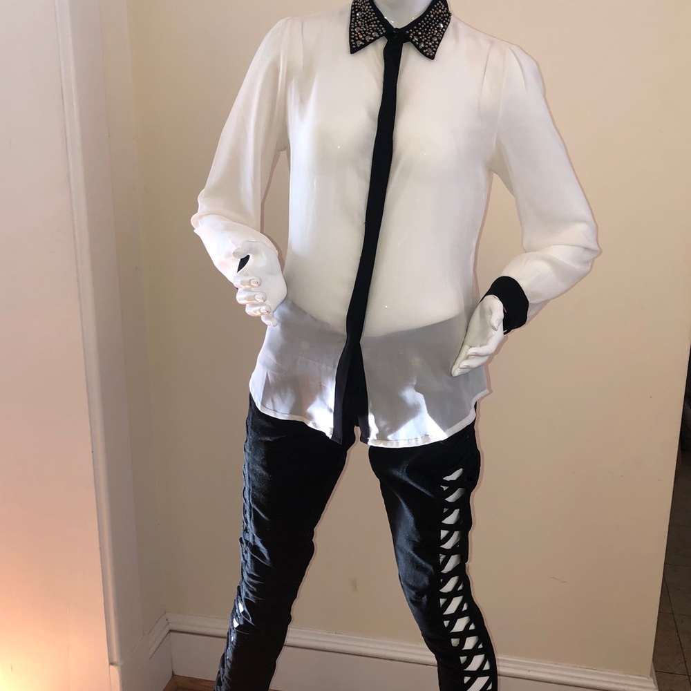 ❌❌Women’s Jeweled Collar Shirt❌❌